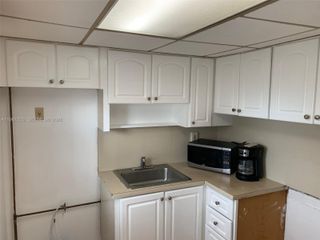 2859 Leonard Dr G510, Aventura, FL 33160