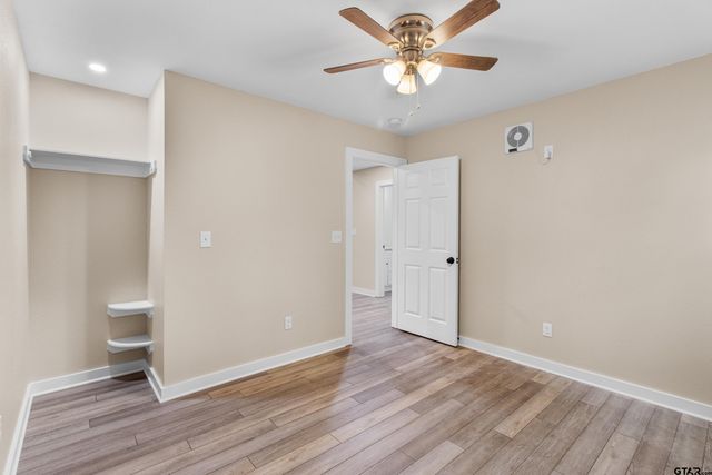 22789 Creekwood Dr, Flint, TX 75762