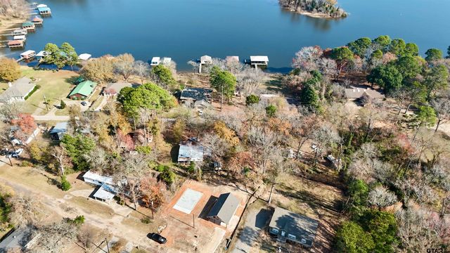 22789 Creekwood Dr, Flint, TX 75762