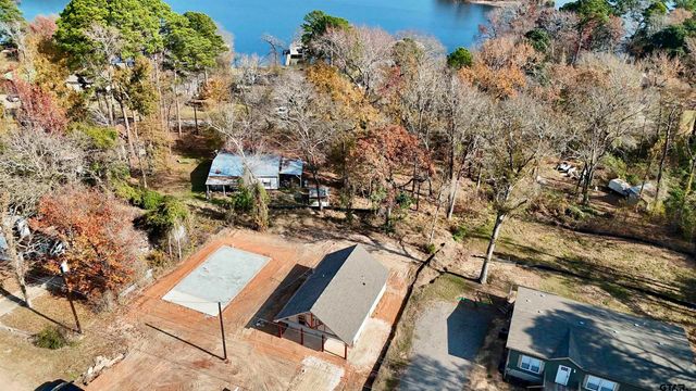 22789 Creekwood Dr, Flint, TX 75762