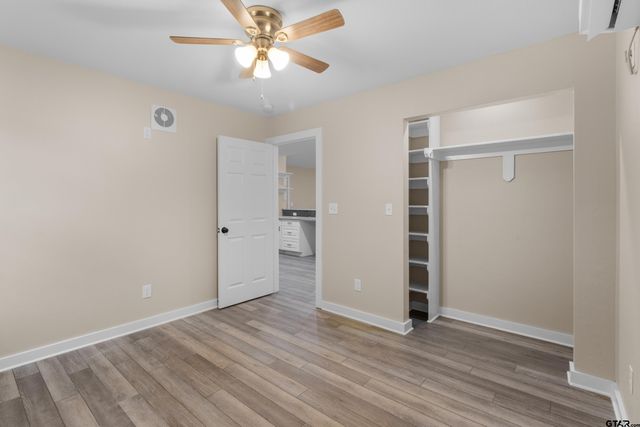 22789 Creekwood Dr, Flint, TX 75762
