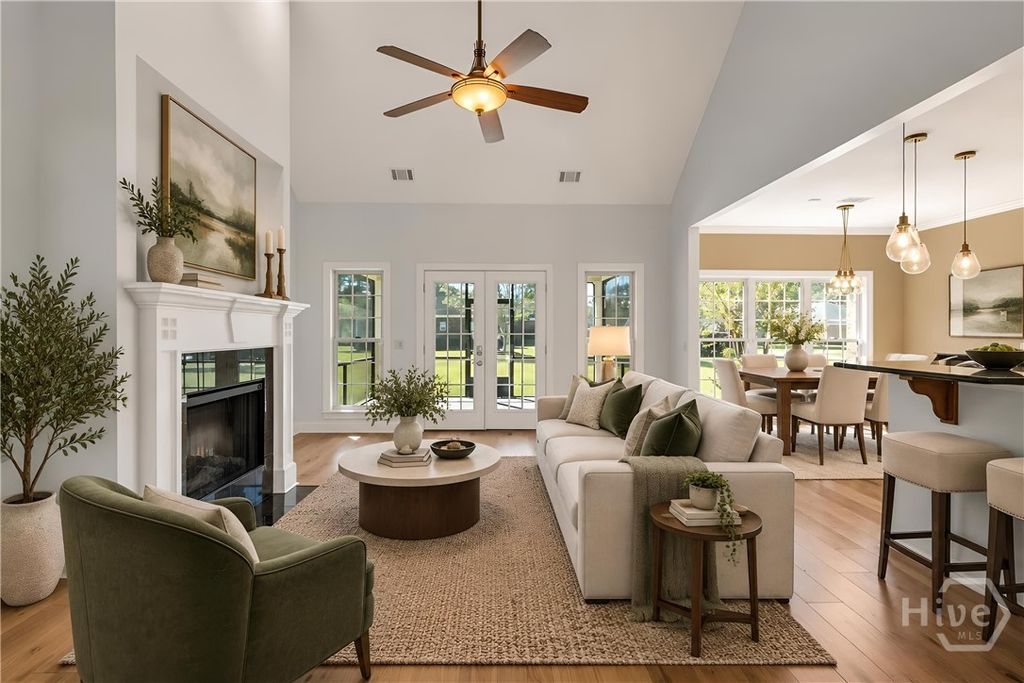 Image 11 of property listing at 75 Brigham Lane, Richmond Hill, GA 31324