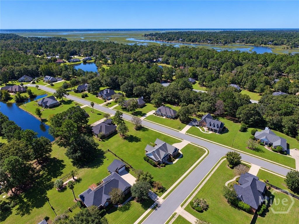Image 2 of property listing at 75 Brigham Lane, Richmond Hill, GA 31324