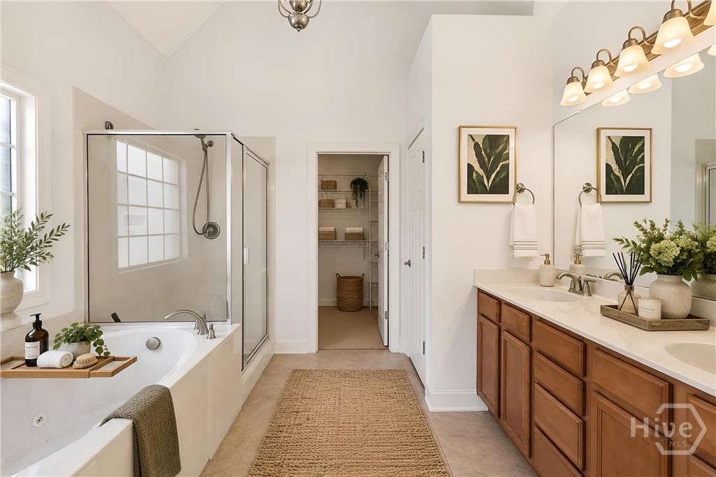 Image 31 of property listing at 75 Brigham Lane, Richmond Hill, GA 31324