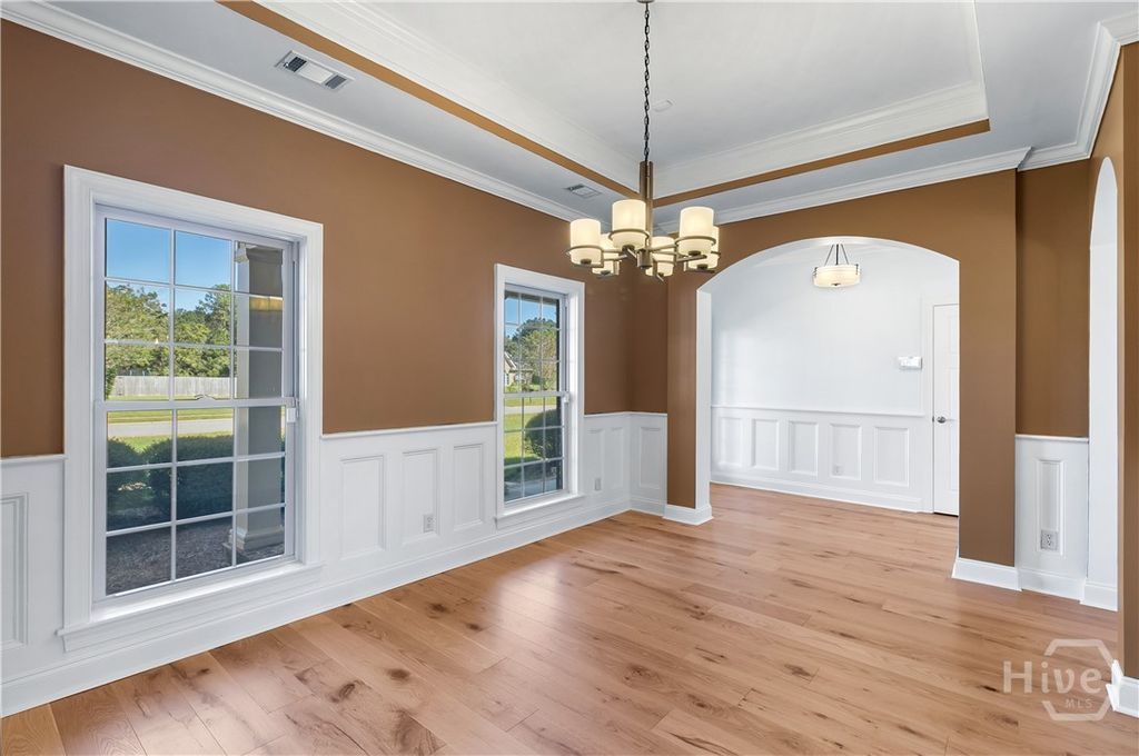 Image 9 of property listing at 75 Brigham Lane, Richmond Hill, GA 31324