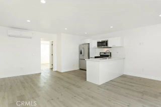 6745 Laurel Canyon Boulevard 204, North Hollywood, CA 91606