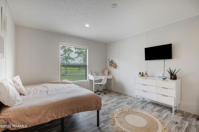186 Duplechin Road, Church Point, LA 70525