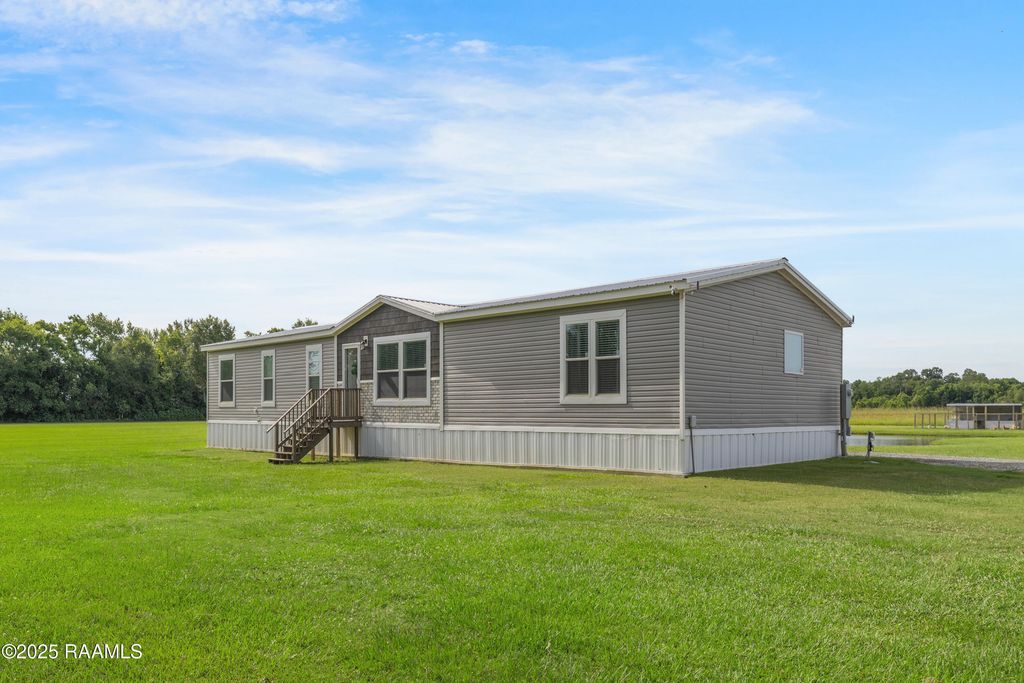 186 Duplechin Road, Church Point, LA 70525