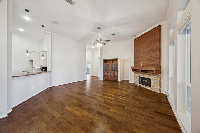 2905 Cedar Ridge Trail, Friendswood, TX 77546