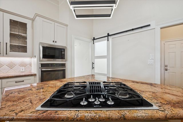 2905 Cedar Ridge Trail, Friendswood, TX 77546