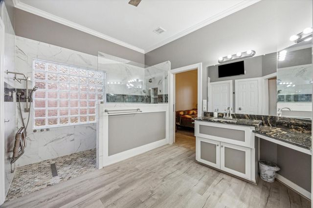 2905 Cedar Ridge Trail, Friendswood, TX 77546