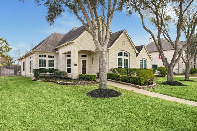 2905 Cedar Ridge Trail, Friendswood, TX 77546