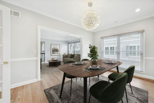 28 S Clay Street, Hinsdale, IL 60521