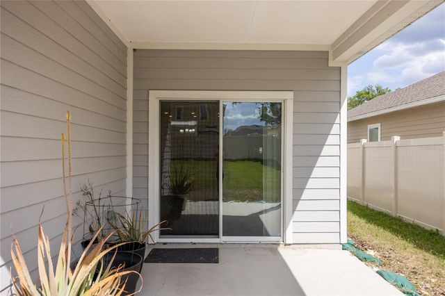 670 NW 243RD TERRACE, Newberry, FL 32669