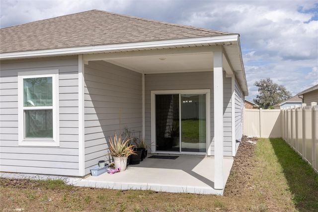 670 NW 243RD TERRACE, Newberry, FL 32669