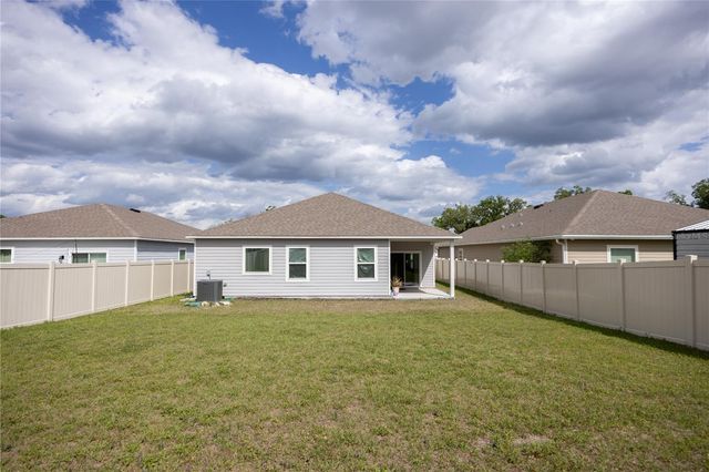 670 NW 243RD TERRACE, Newberry, FL 32669