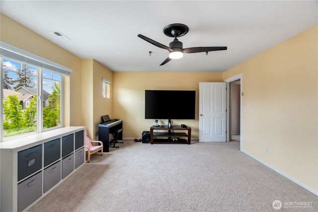 18929 110th Avenue Ct E, Puyallup, WA 98374