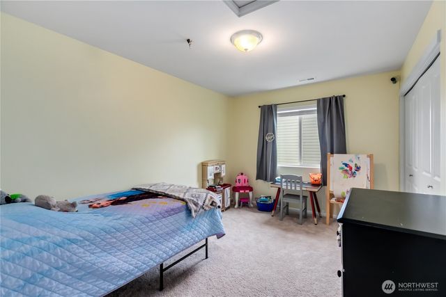 18929 110th Avenue Ct E, Puyallup, WA 98374