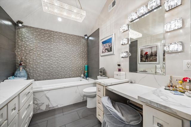 818 Olney Oak Drive, Houston, TX 77079