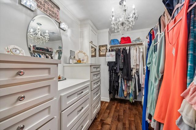 818 Olney Oak Drive, Houston, TX 77079