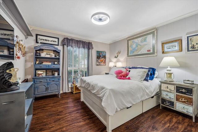 818 Olney Oak Drive, Houston, TX 77079
