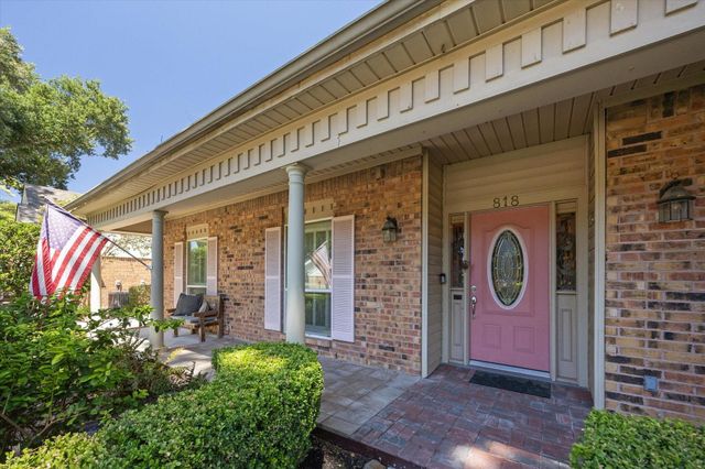 818 Olney Oak Drive, Houston, TX 77079
