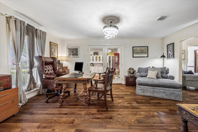 818 Olney Oak Drive, Houston, TX 77079
