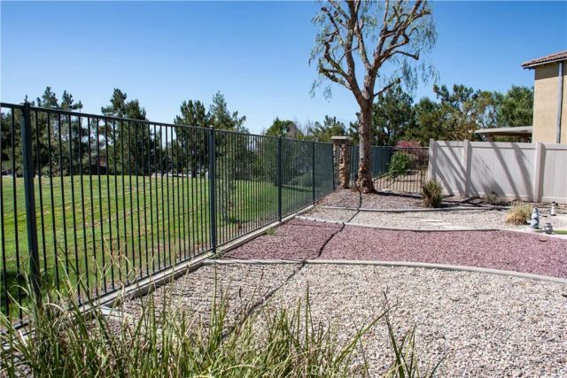 33333 Wallace, Yucaipa, CA 92399