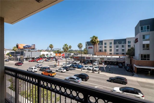 268 Caruso Avenue, Glendale, CA 91210