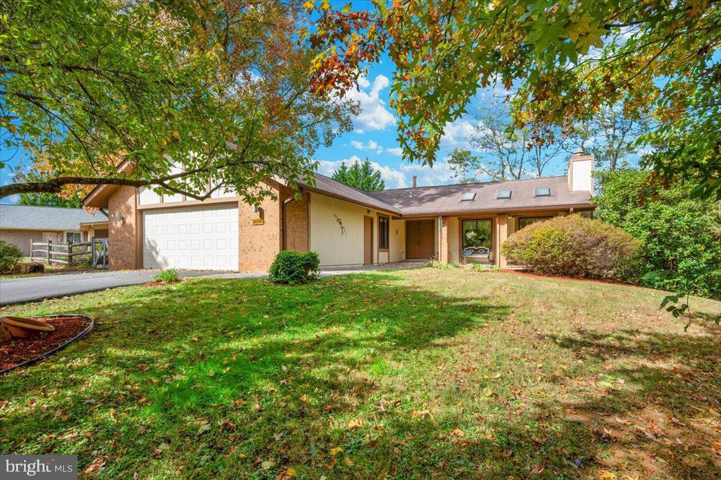 20528 ASPENWOOD LN, Montgomery Village, MD 20886