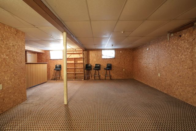 311 W Kennedy Drive, Streamwood, IL 60107