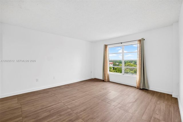 4174 Inverrary Drive 706, Lauderhill, FL 33319
