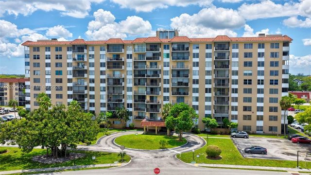 4174 Inverrary Drive 706, Lauderhill, FL 33319