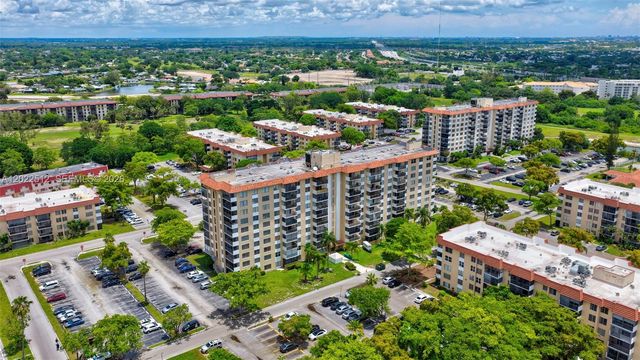 4174 Inverrary Drive 706, Lauderhill, FL 33319