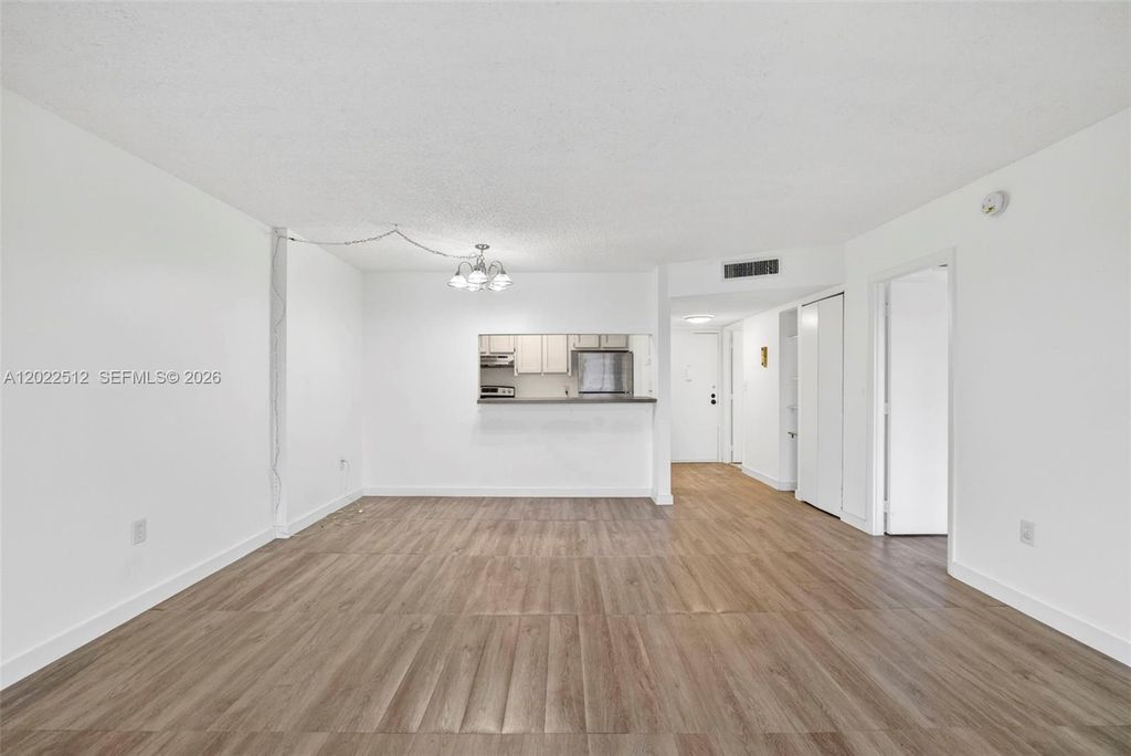 4174 Inverrary Drive 706, Lauderhill, FL 33319