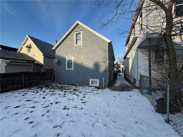 228 Newfield Street, Buffalo, NY 14207