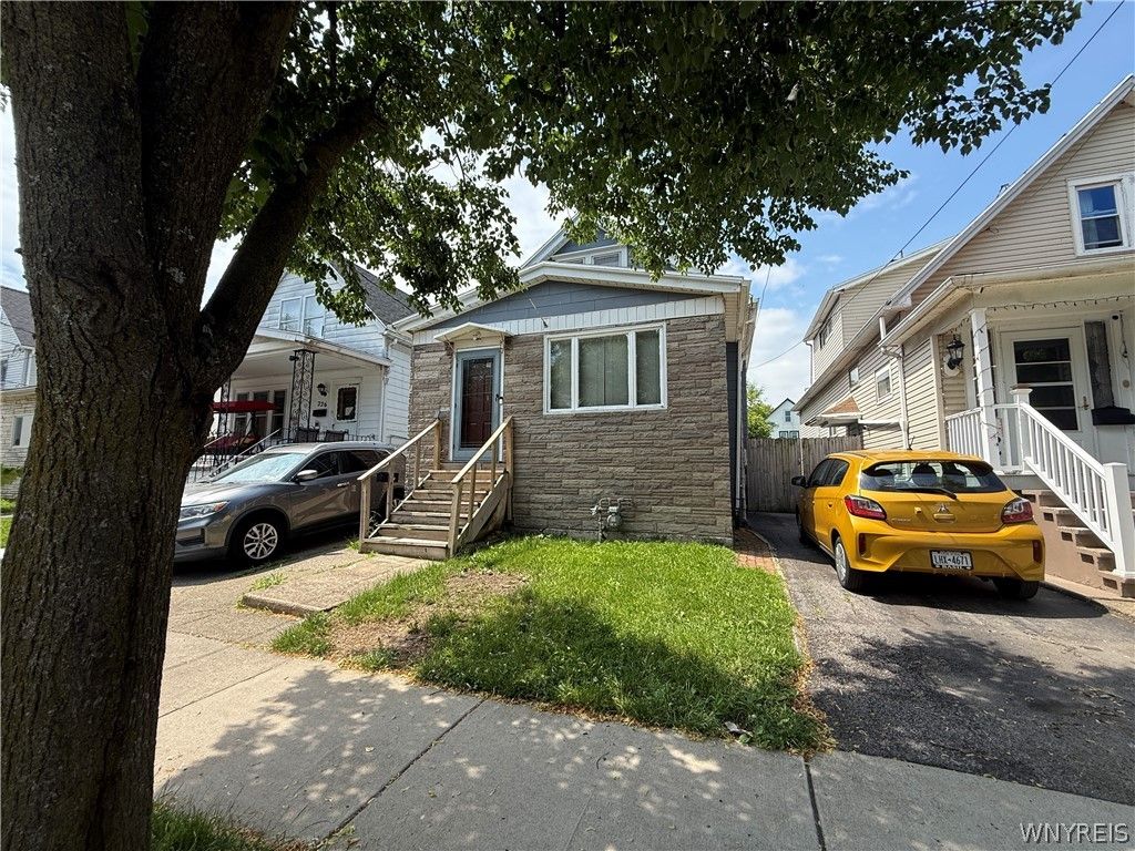 228 Newfield Street, Buffalo, NY 14207