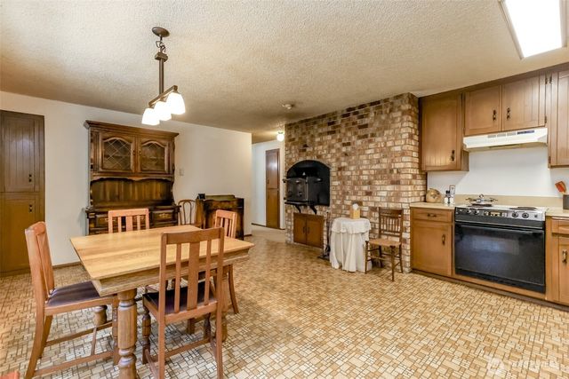 4701 292nd Street E, Graham, WA 98338