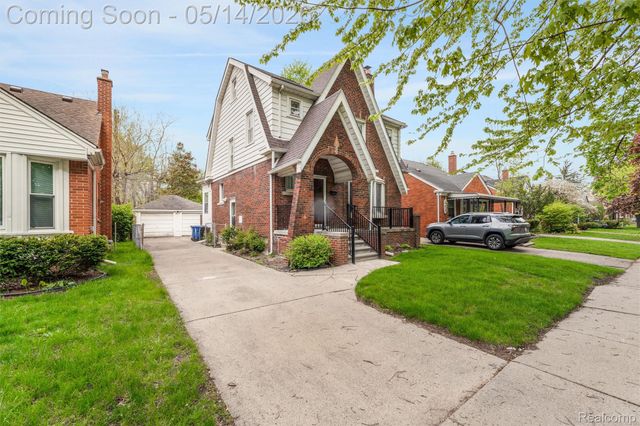 11319 Seminole, Redford Charter Township, MI 48239