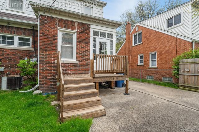 11319 Seminole, Redford Charter Township, MI 48239