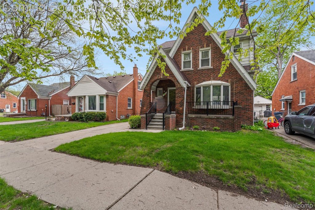 11319 Seminole, Redford Charter Township, MI 48239