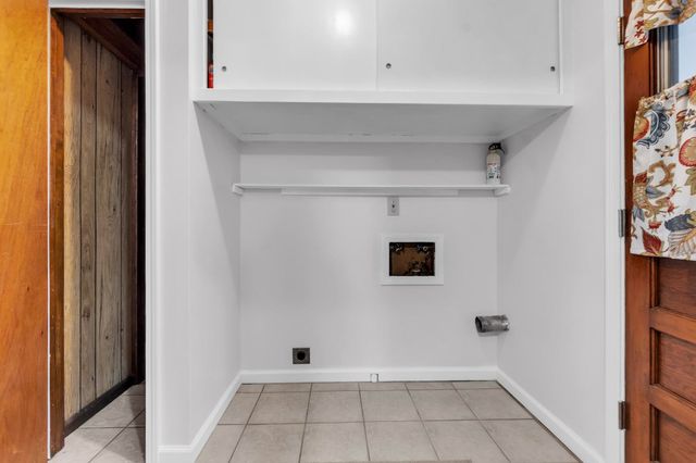 2572 ACHAEAN AVE, Memphis, TN 38127