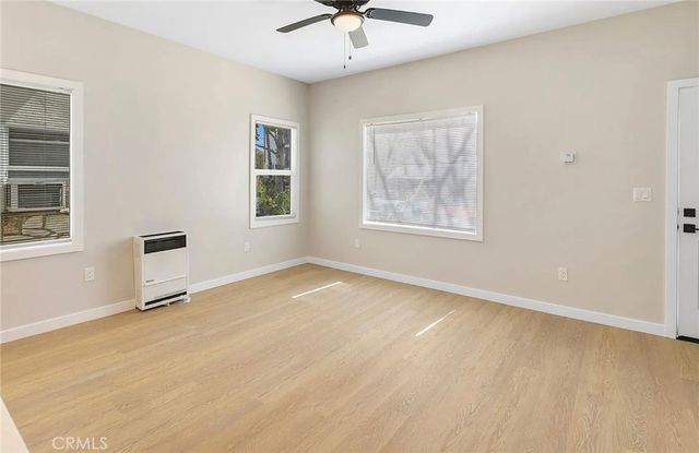 1237 E 1st 1, Long Beach, CA 90802