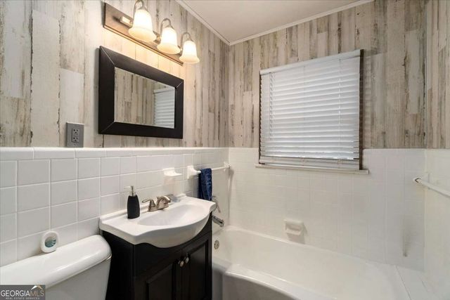 362 Sims Street, Maysville, GA 30558