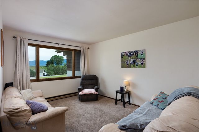 4913 Itana Circle, Bozeman, MT 59715