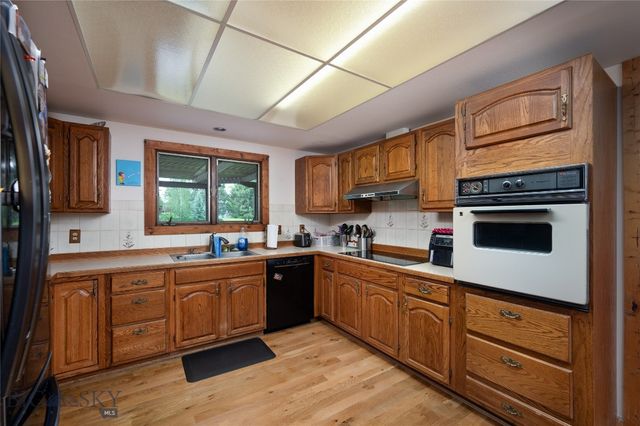 4913 Itana Circle, Bozeman, MT 59715