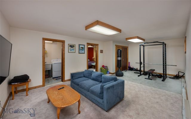 4913 Itana Circle, Bozeman, MT 59715