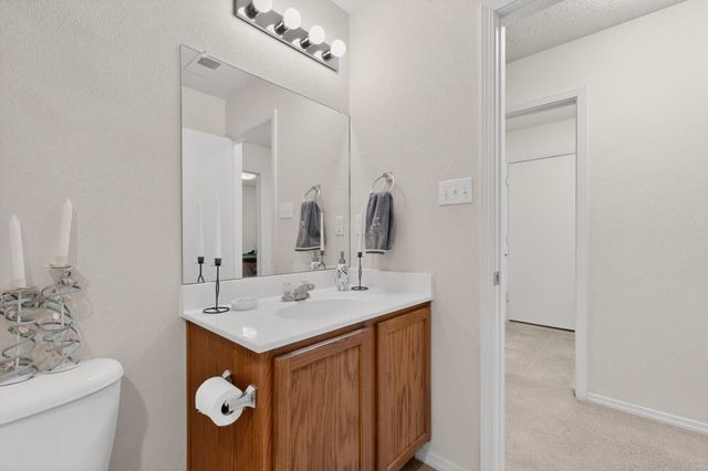 10631 Big Springs Street SW, Albuquerque, NM 87121
