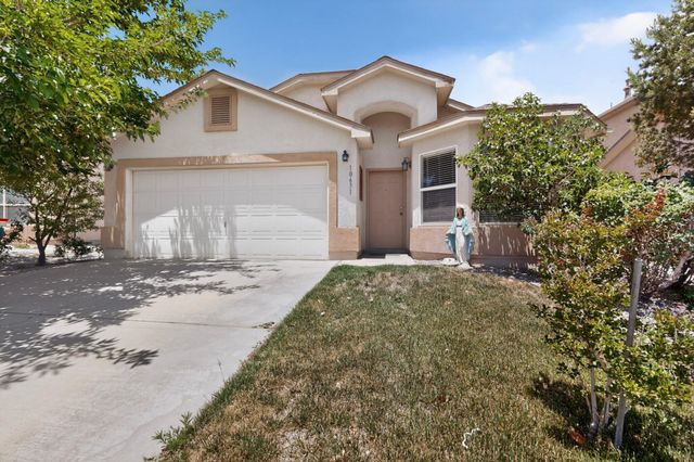 10631 Big Springs Street SW, Albuquerque, NM 87121
