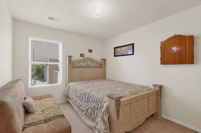 10631 Big Springs Street SW, Albuquerque, NM 87121